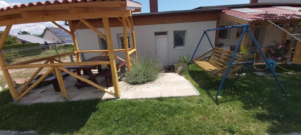 Lali Apartman Balatonudvari Zewnętrze zdjęcie